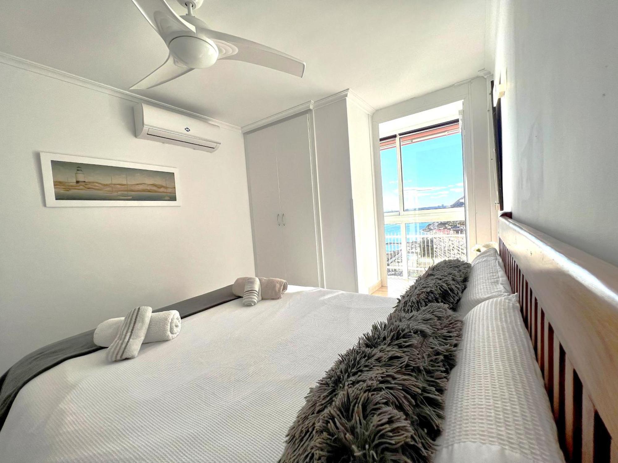 알리칸테 Vistas Al Mar. Gran Salon. Playa A 1 Minuto. Wifi 아파트 외부 사진